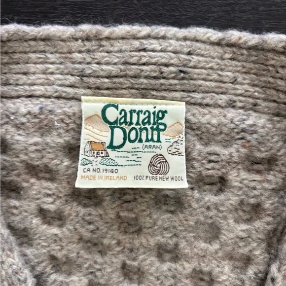 Women’s Vintage Carraig Donn Wool Cardigan Cable Knit Sweater Size L - Picture 4 of 5